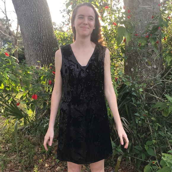 Romeo + Juliet Sequin Dress - Picture 3 of 8